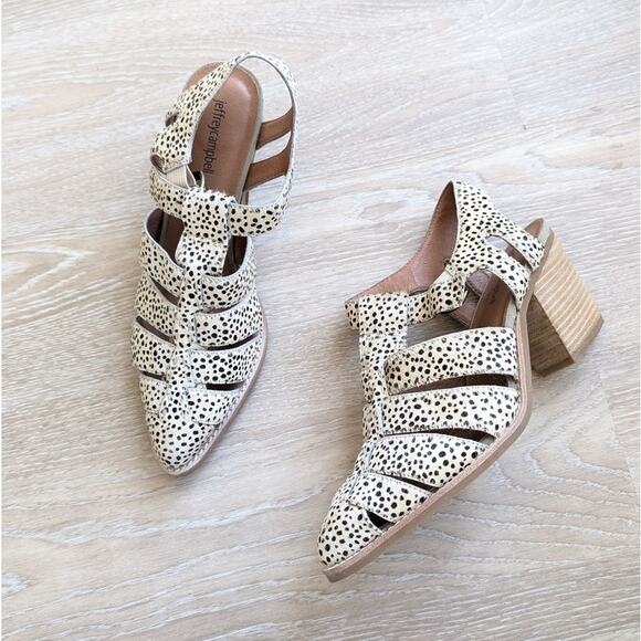 Jeffrey Campbell Angora Calf Hair Jaguar Fisherman Sandals Shoes, size 10 - Picture 1 of 7